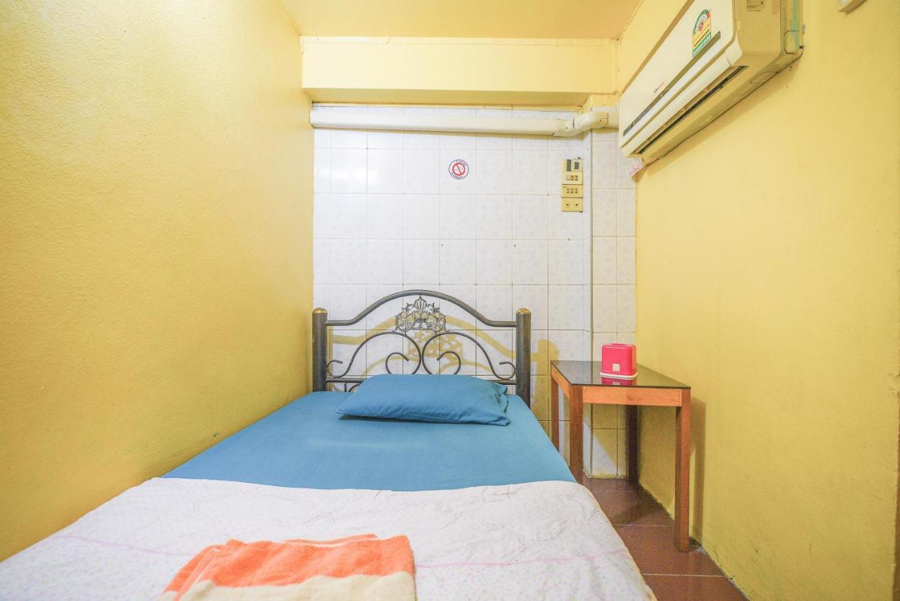 Oyo 938 Place Inn Bangkok Luaran gambar